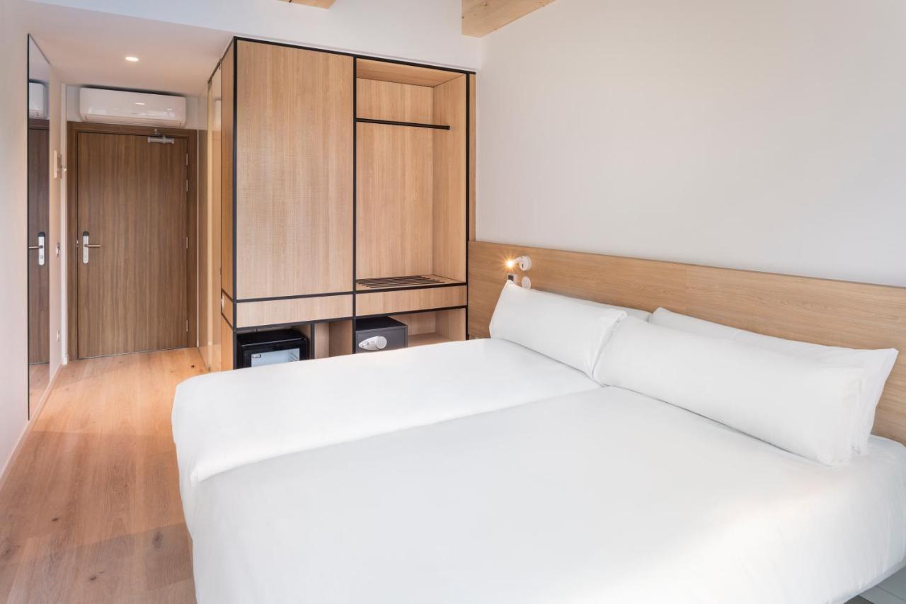 B&B Hotel 吉马良斯 外观 照片