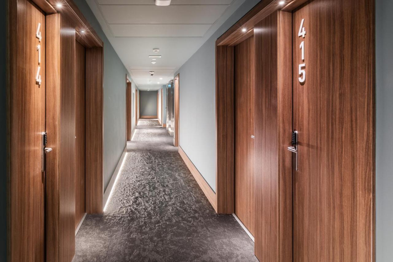 B&B Hotel 吉马良斯 外观 照片
